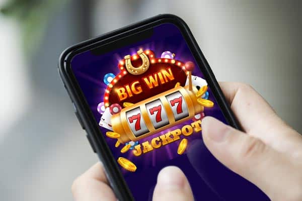 mobile-casino-app-pic.jpeg